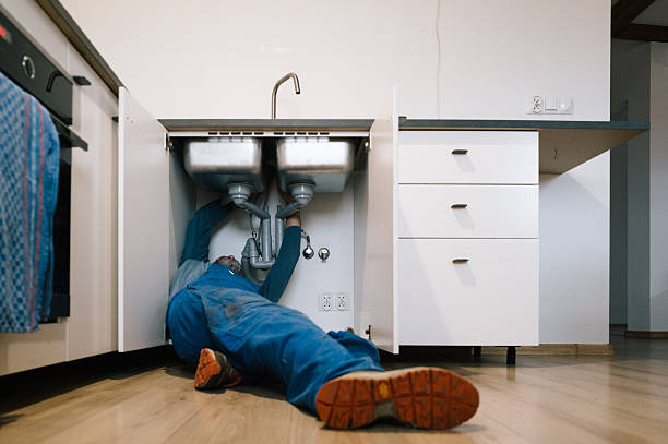 Professional Drain Cleaning technician working in Effingham, SC